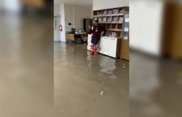 Sanliurfa was hit by a downpour: The hospital was flooded, schools were suspended – Last Minute Turkey News